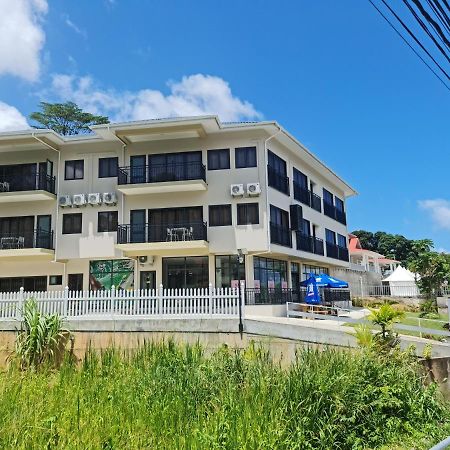 B Holiday Apartments Beau Vallon  Bagian luar foto