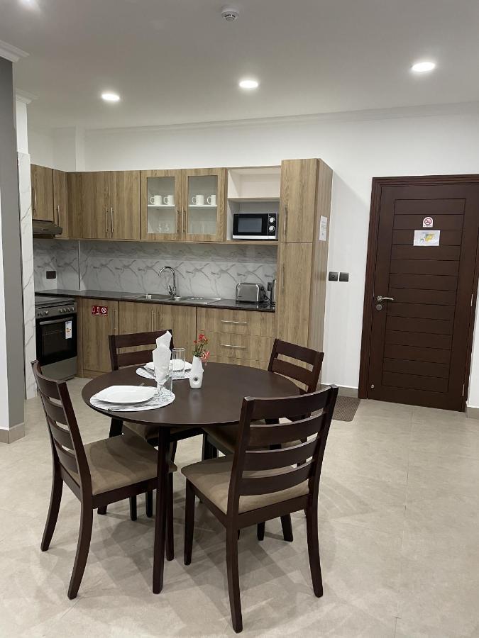 B Holiday Apartments Beau Vallon  Bagian luar foto