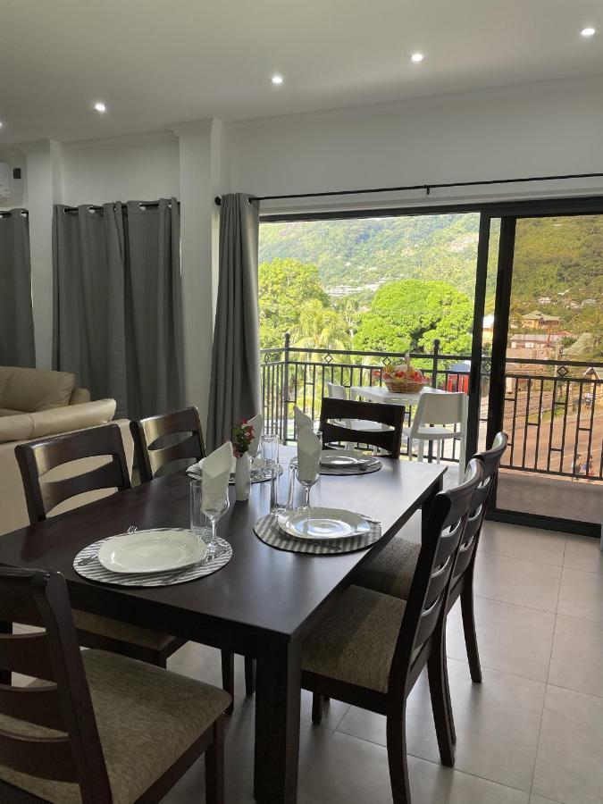 B Holiday Apartments Beau Vallon  Bagian luar foto